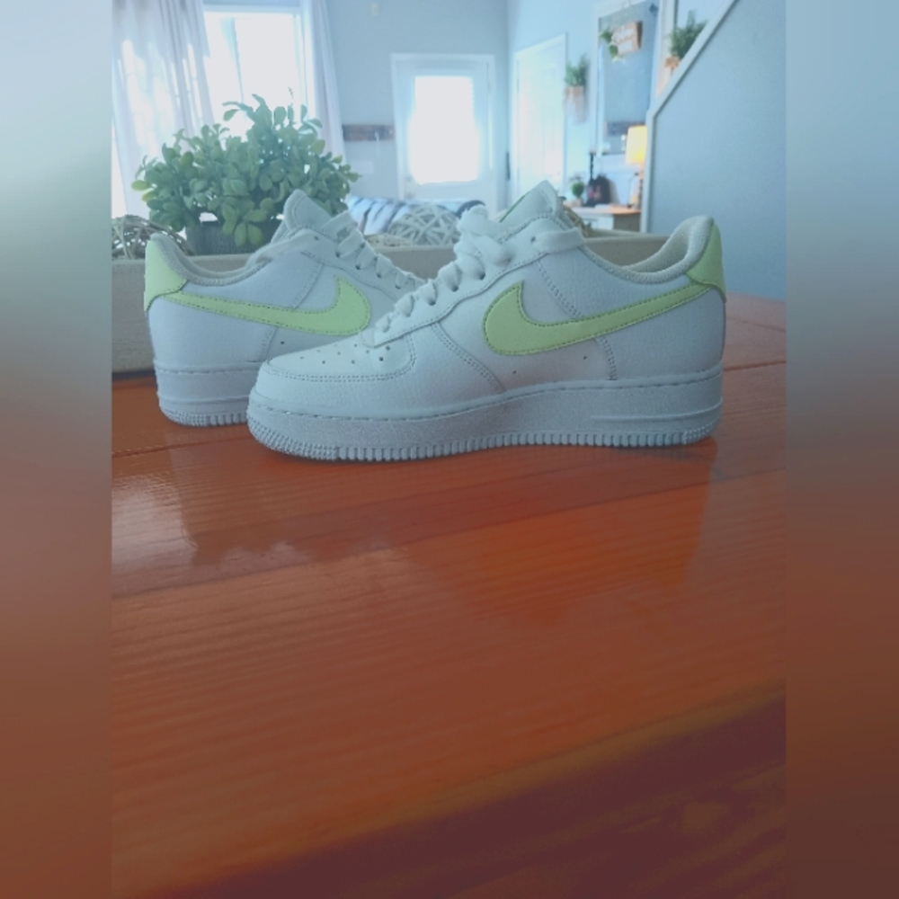 Nike Air Force 1